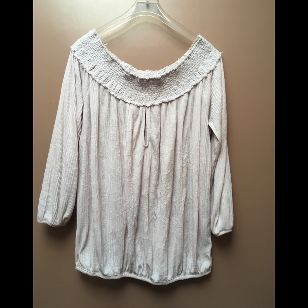 Free People top - Picture 2 of 3